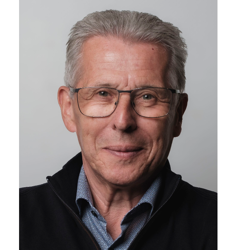  Uwe L�bking